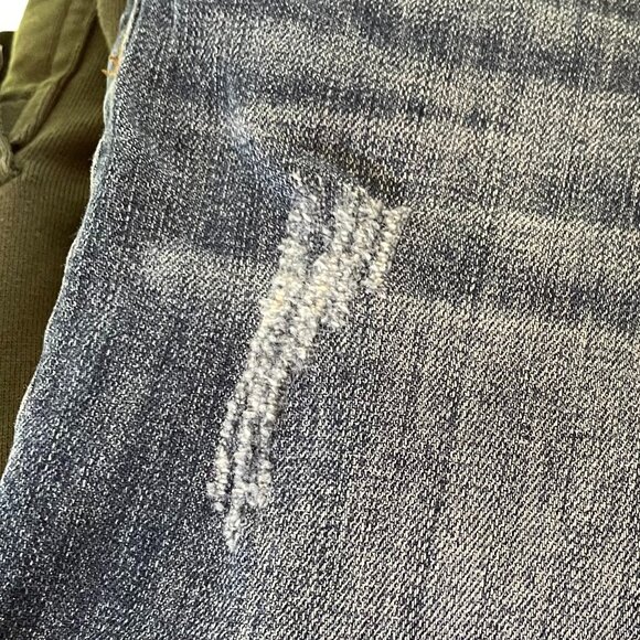 Kut Denim Shorts - Picture 9 of 10